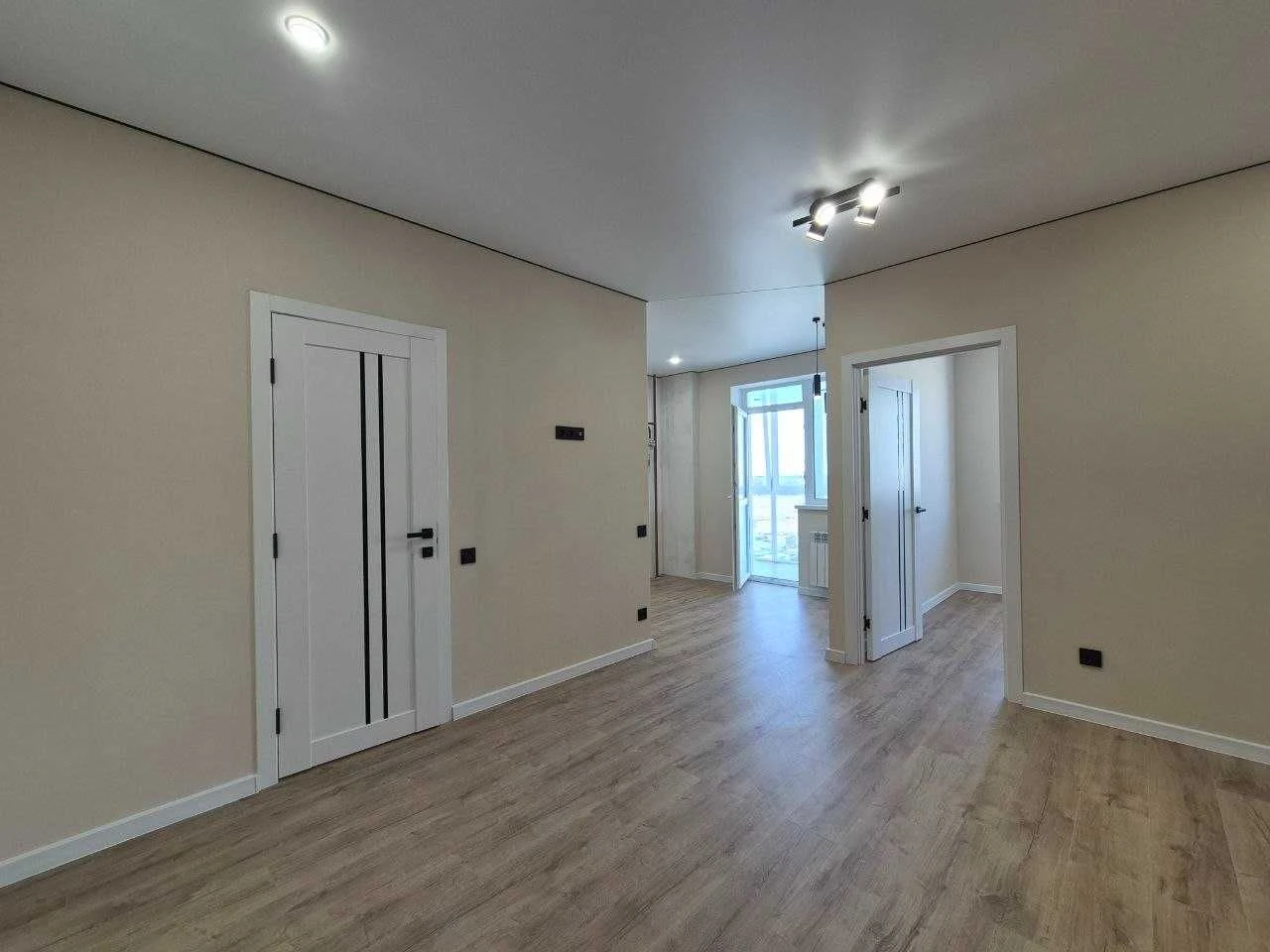 Apartment for Sale: One-bedroom apartment, Brailka, Pelustkovy 6/9 floor, 41 sq m