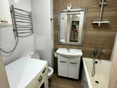 Квартира. Київ, вулиця Романа Ратушного