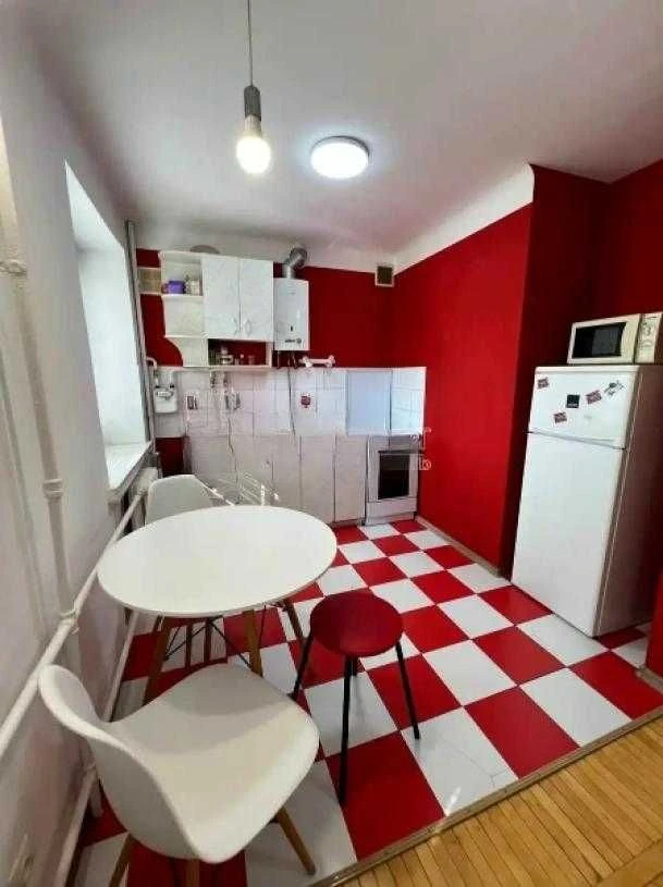 For Sale: 1-bedroom apartment, Pavlovoe Pole, near Botanichnyi sad metro station - 5 min