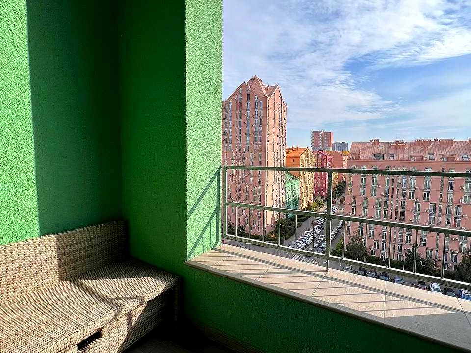 Квартира. Київ, Соборності просп.