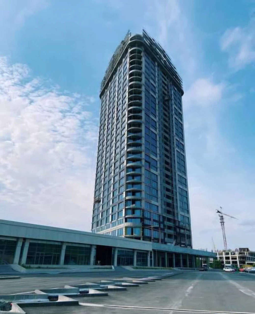 Продам квартиру в ЖК Bartolomeo Resort Town