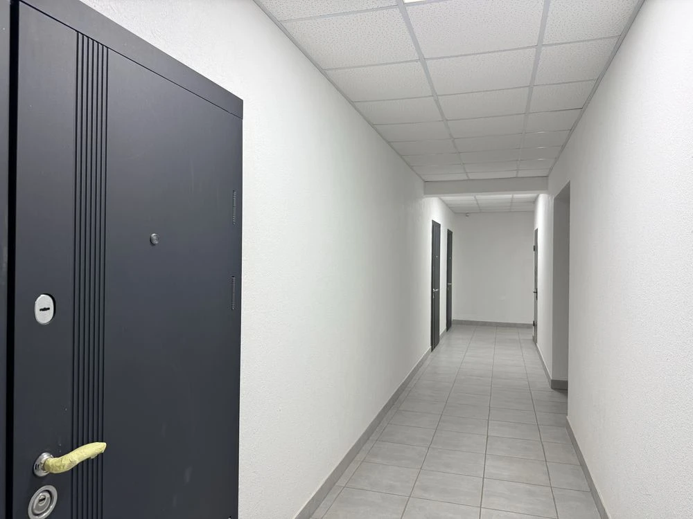 Sale of a view 3-room apartment, Victory 6, new building
