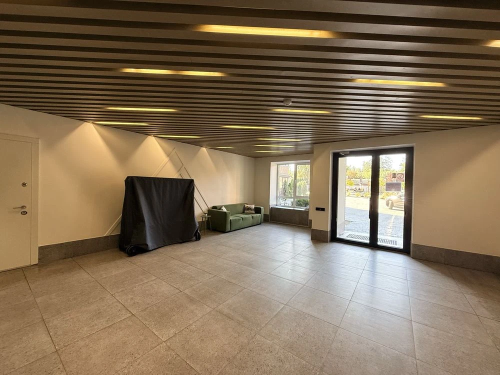 Sale of a view 3-room apartment, Victory 6, new building
