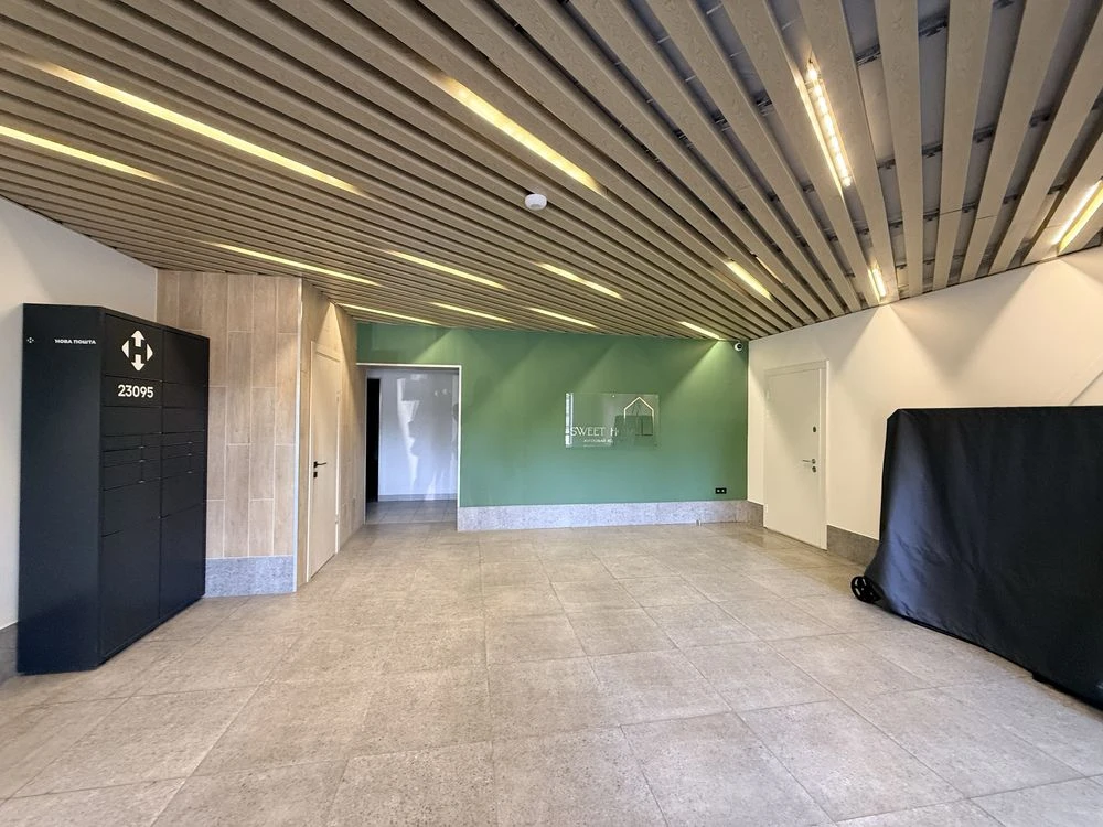 Sale of a view 3-room apartment, Victory 6, new building
