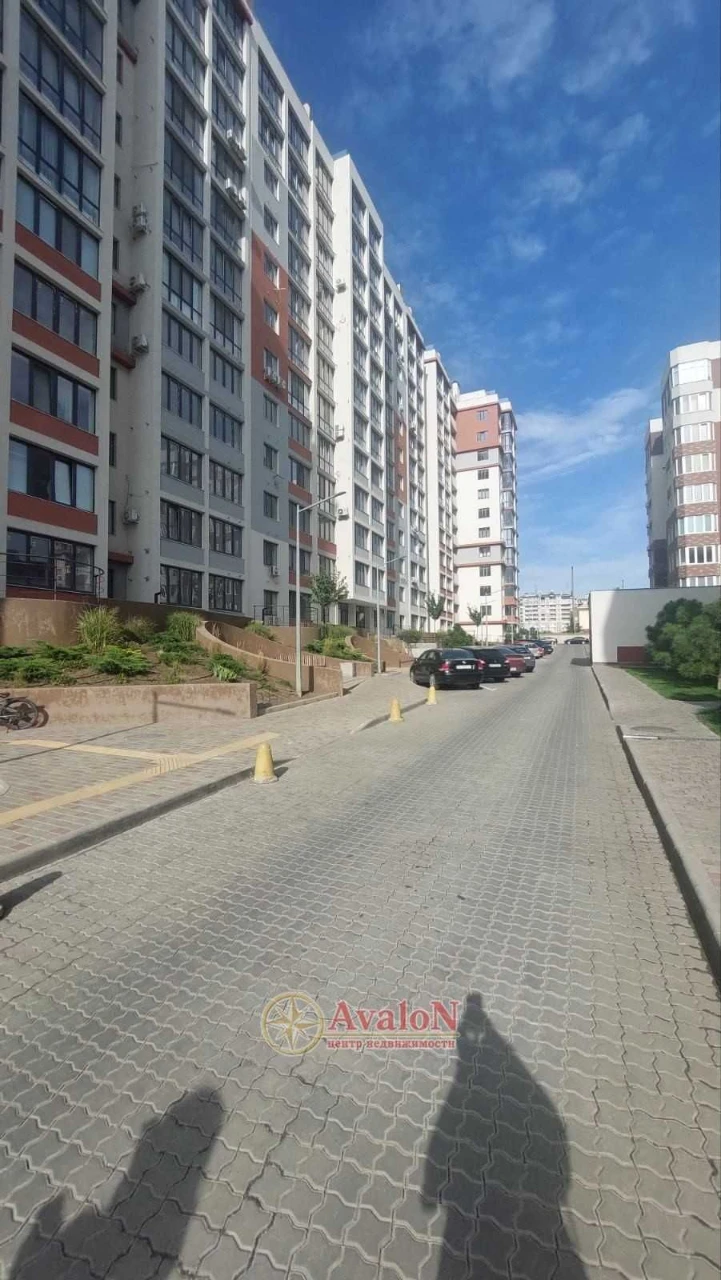 Продам однокомнатную квартиру на Днепропетровской