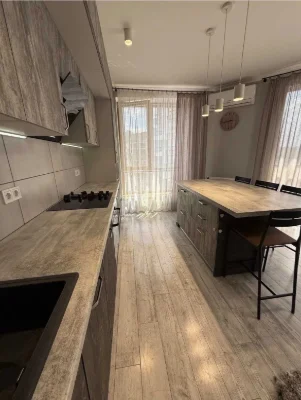 2-room apartment renovated, European City Residence
