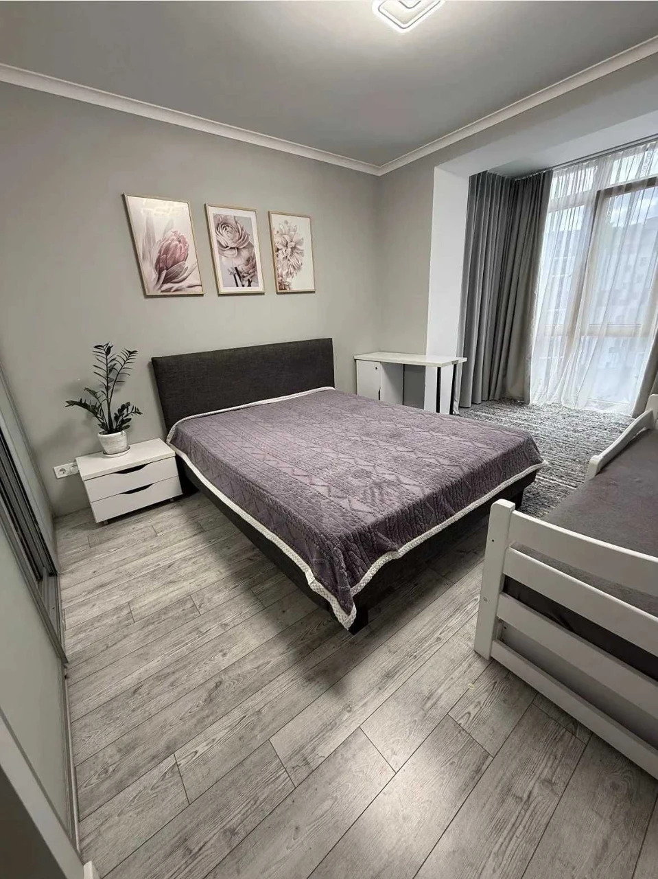2-room apartment renovated, European City Residence