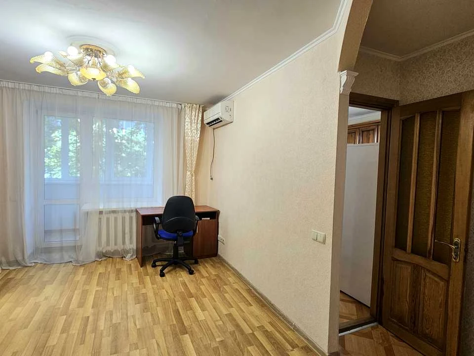 Квартира. Киев, Казарменная ул.