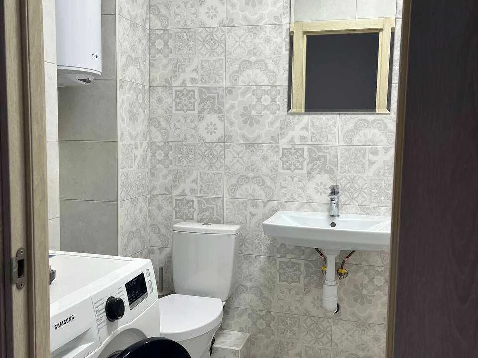 Квартира. Київ, Моторний проспект.