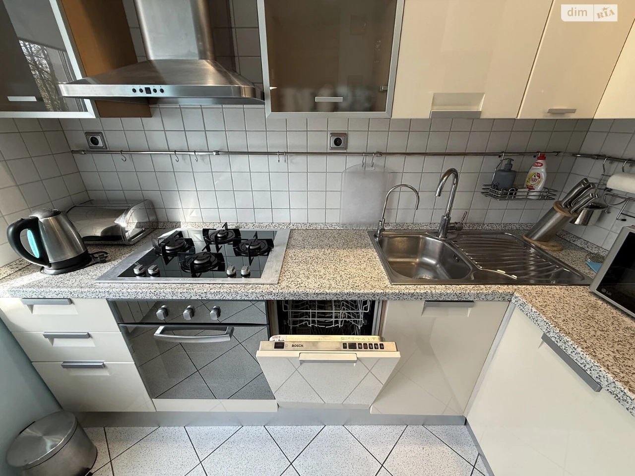 Long-Term Rental Apartment, Chorna Hora