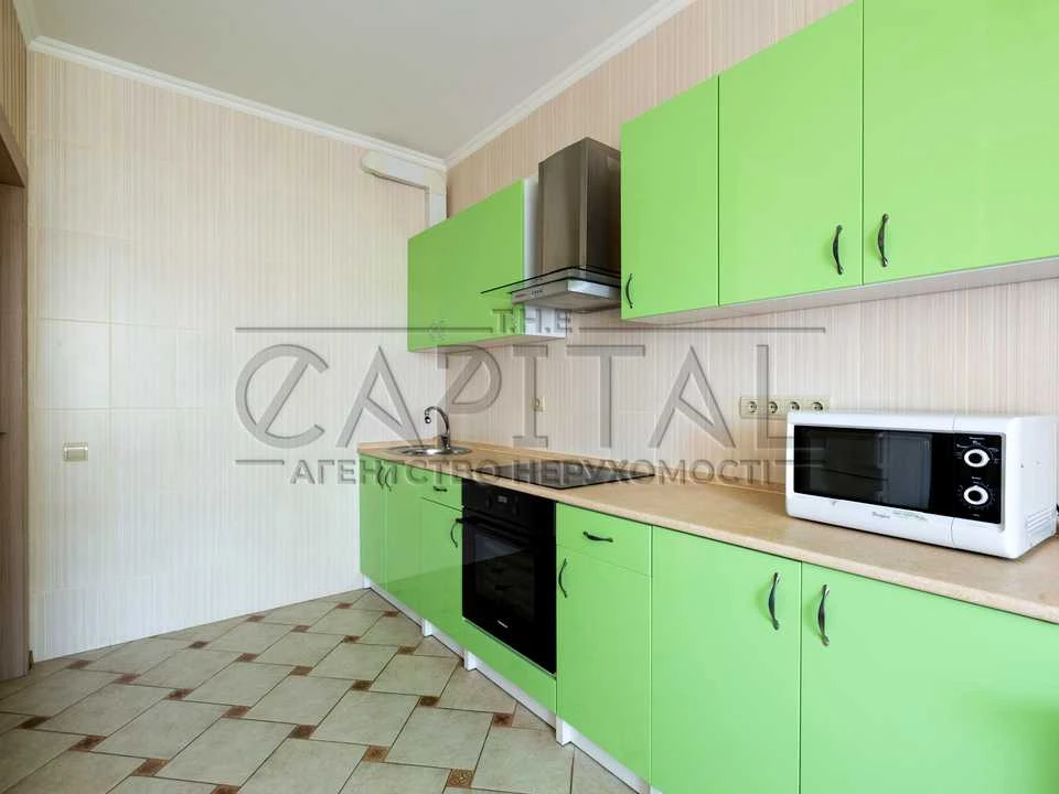 Apartment. Simi Kulzhenkov st.