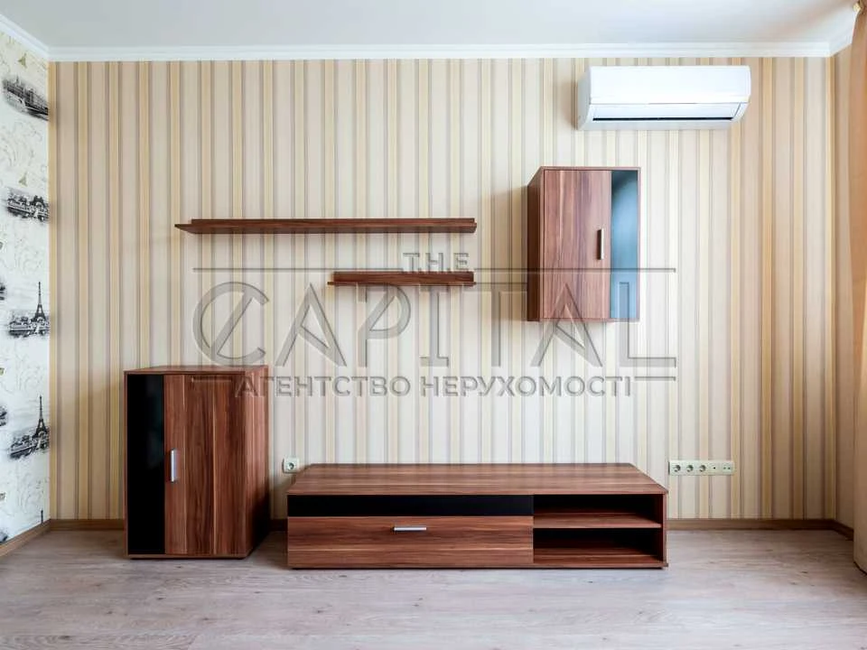 Apartment. Simi Kulzhenkov st.