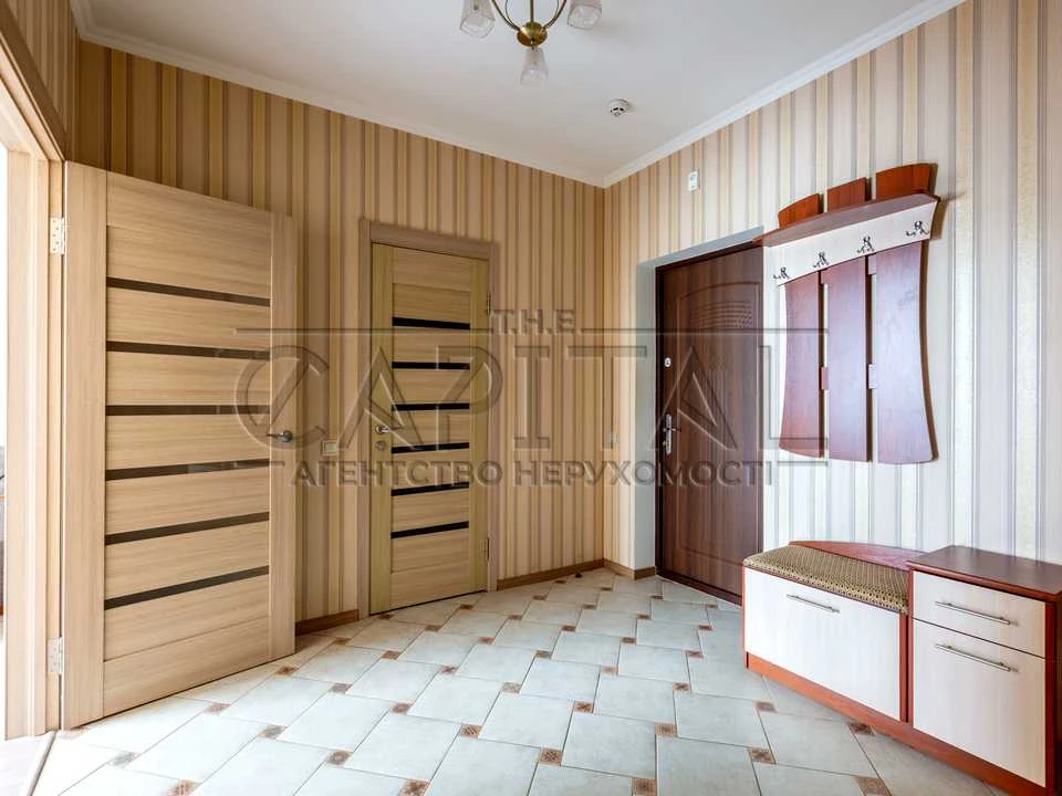 Apartment. Simi Kulzhenkov st.