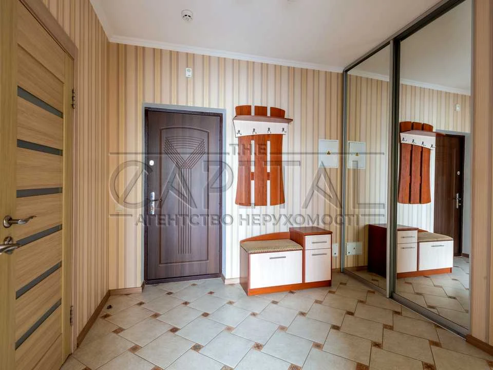 Apartment. Simi Kulzhenkov st.