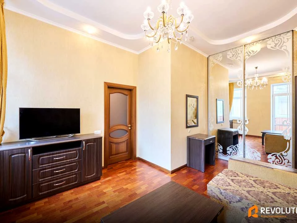 Apartment. Antonovycha st., Kyiv