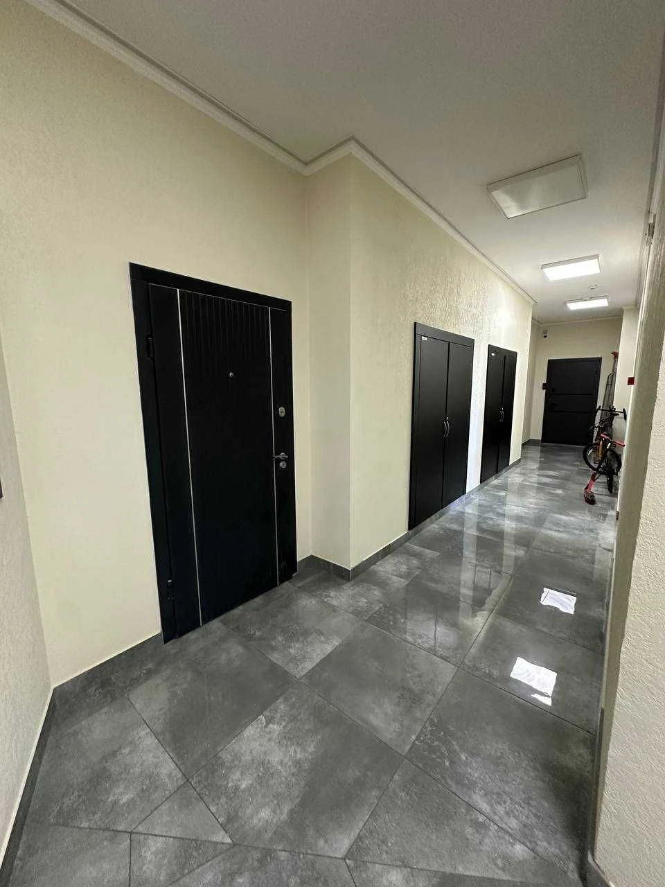 For Sale: 2-bedroom apartment in ЖК Подол Плаза, вул. Глибочицька 73, 123m2