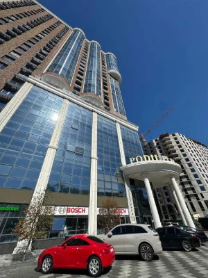 For Sale: 2-bedroom apartment in ЖК Подол Плаза, вул. Глибочицька 73, 123m2