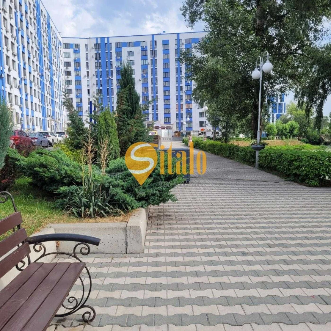 3 кімнатна квартира в ЖК Рів'єра /метро Славутич/газ, генера
