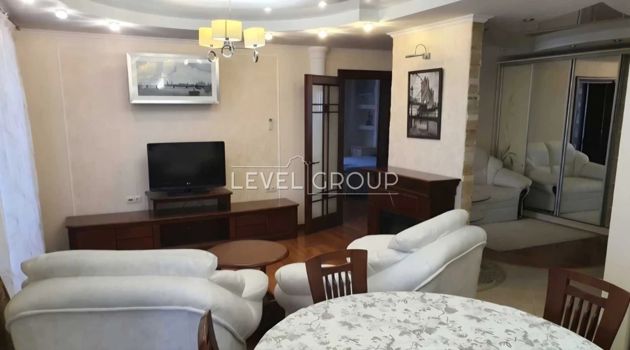 Two-bedroom apartment, Poshynky, Kharkiv, Darnitsky district, Kyiv