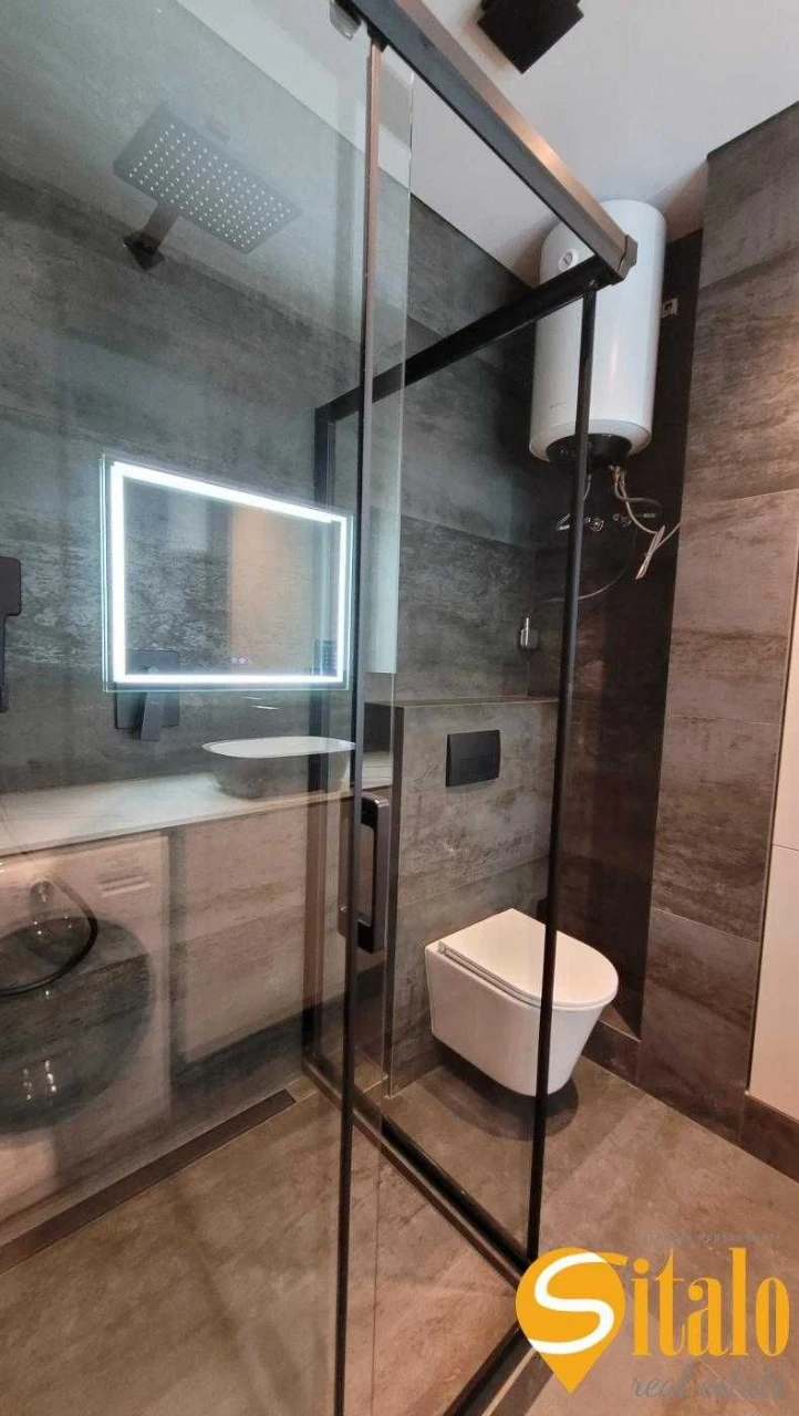 1 Bedroom Apartment for Sale, 51 sq m, Designer Renovation | Delmar Residential Complex