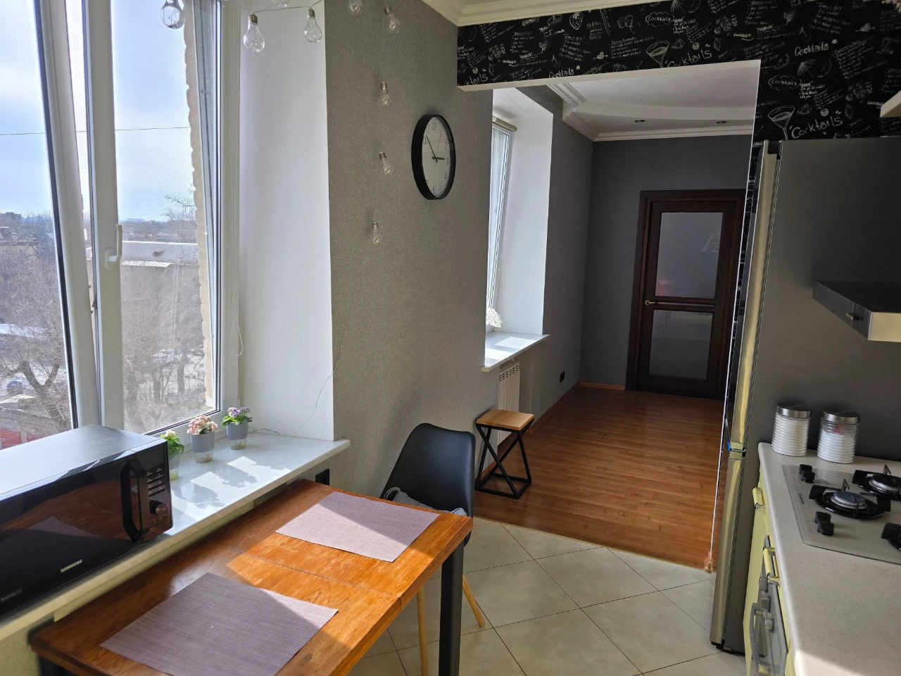 For Sale: Cozy 3-bedroom apartment on Stalevarov