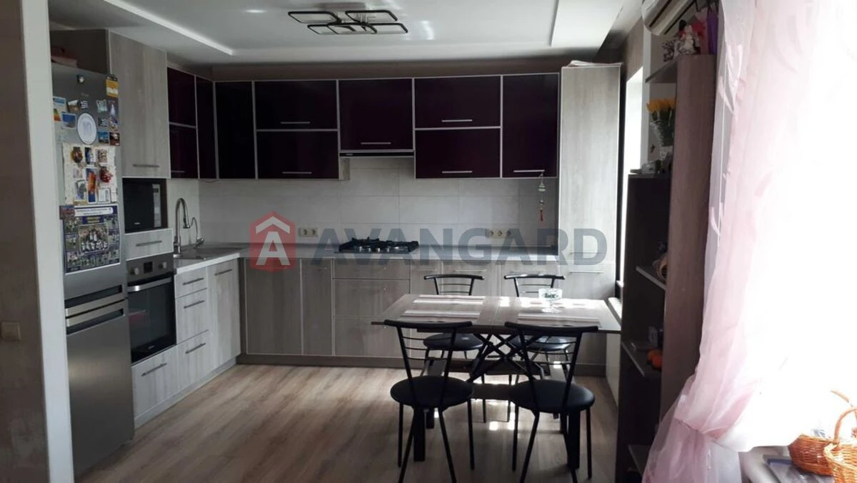 For Sale: 2-room Studio Apartment - Negotiation