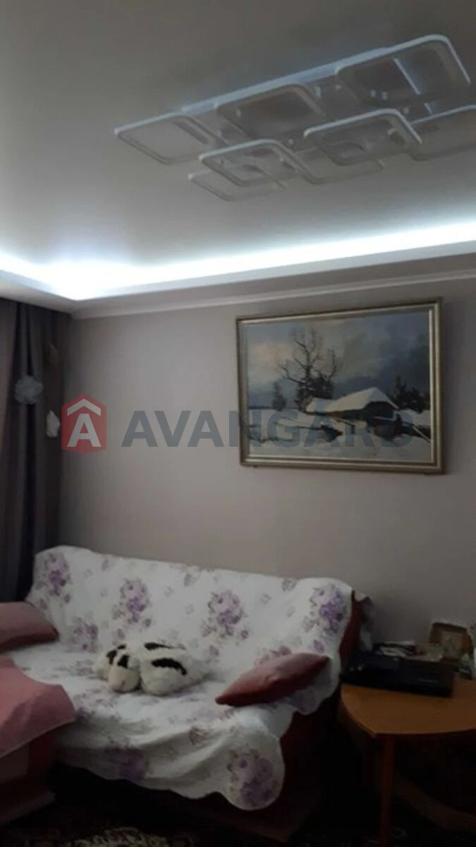 For Sale: 2-room Studio Apartment - Negotiation