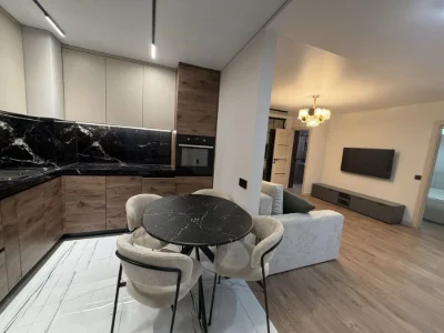 Sale of a 2-bedroom apartment with gas! Uzhhorod, 8 Berezhna Street.