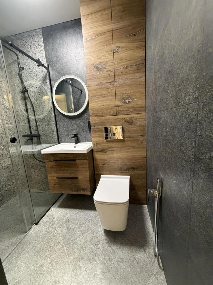 Sale of a 2-bedroom apartment with gas! Uzhhorod, 8 Berezhna Street.