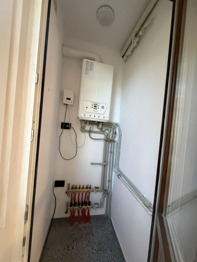 Sale of a 2-bedroom apartment with gas! Uzhhorod, 8 Berezhna Street.