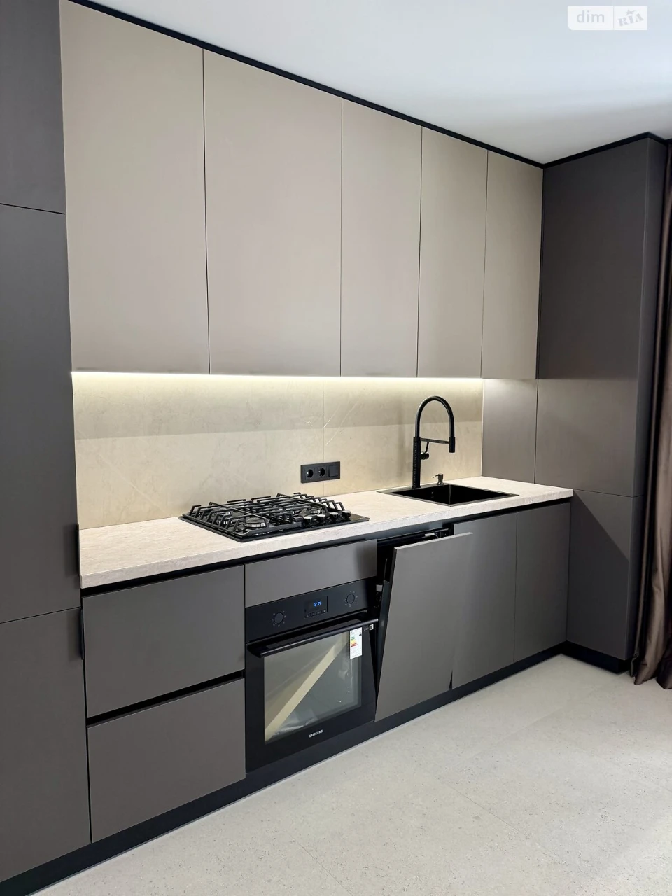 Apartment for Sale - Ozerna