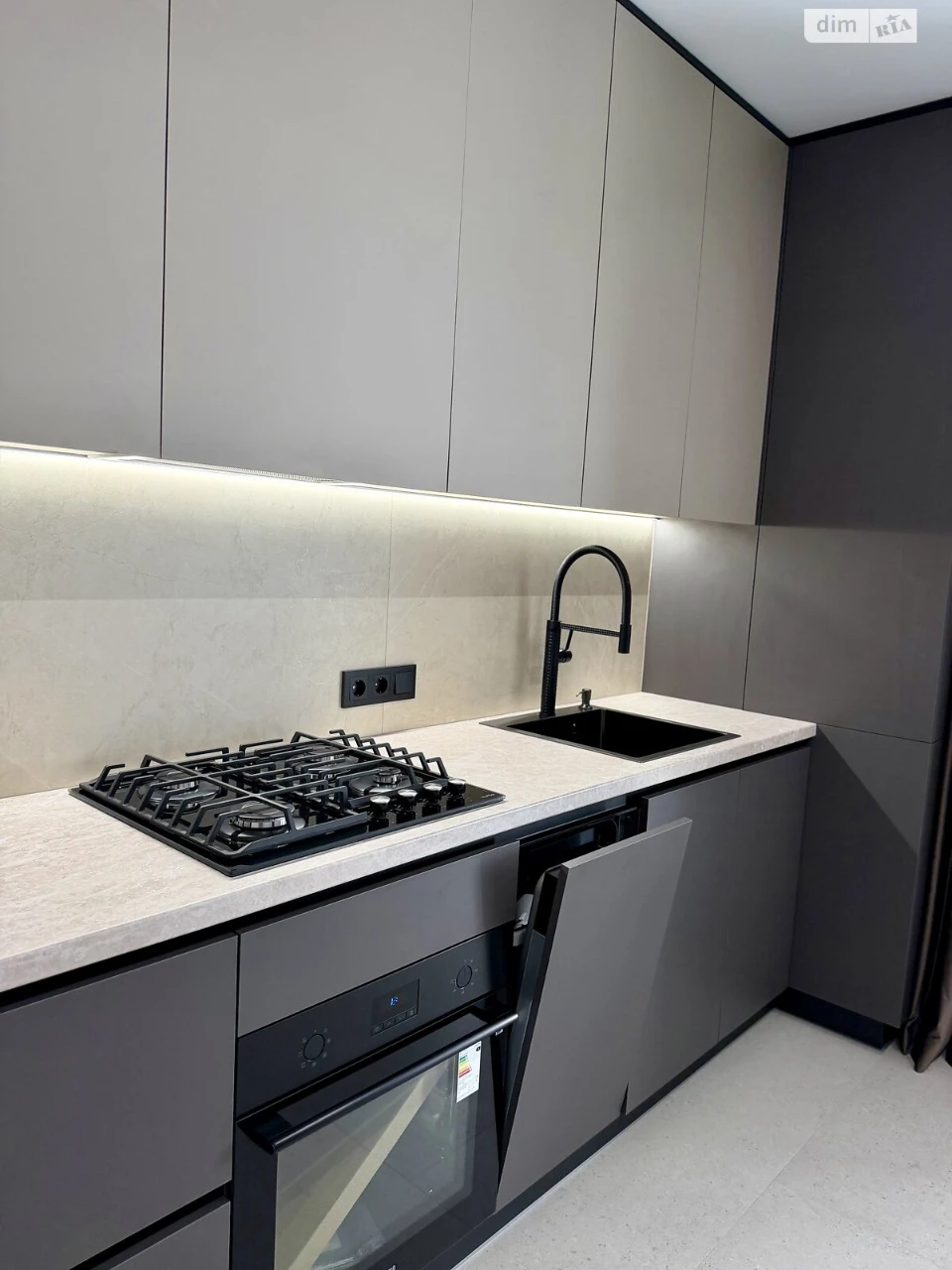 Apartment for Sale - Ozerna