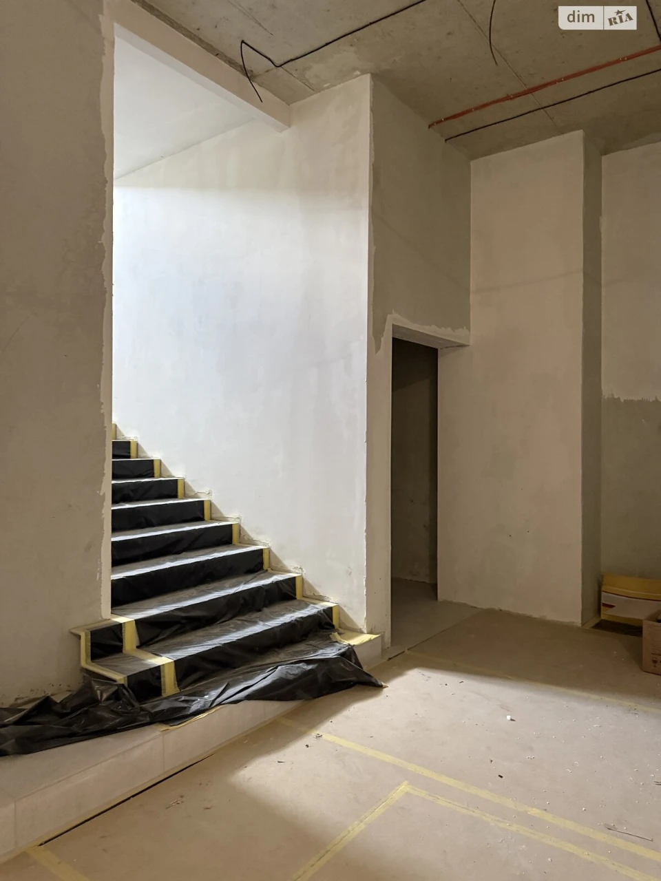 Apartment for Sale in Sykhiv