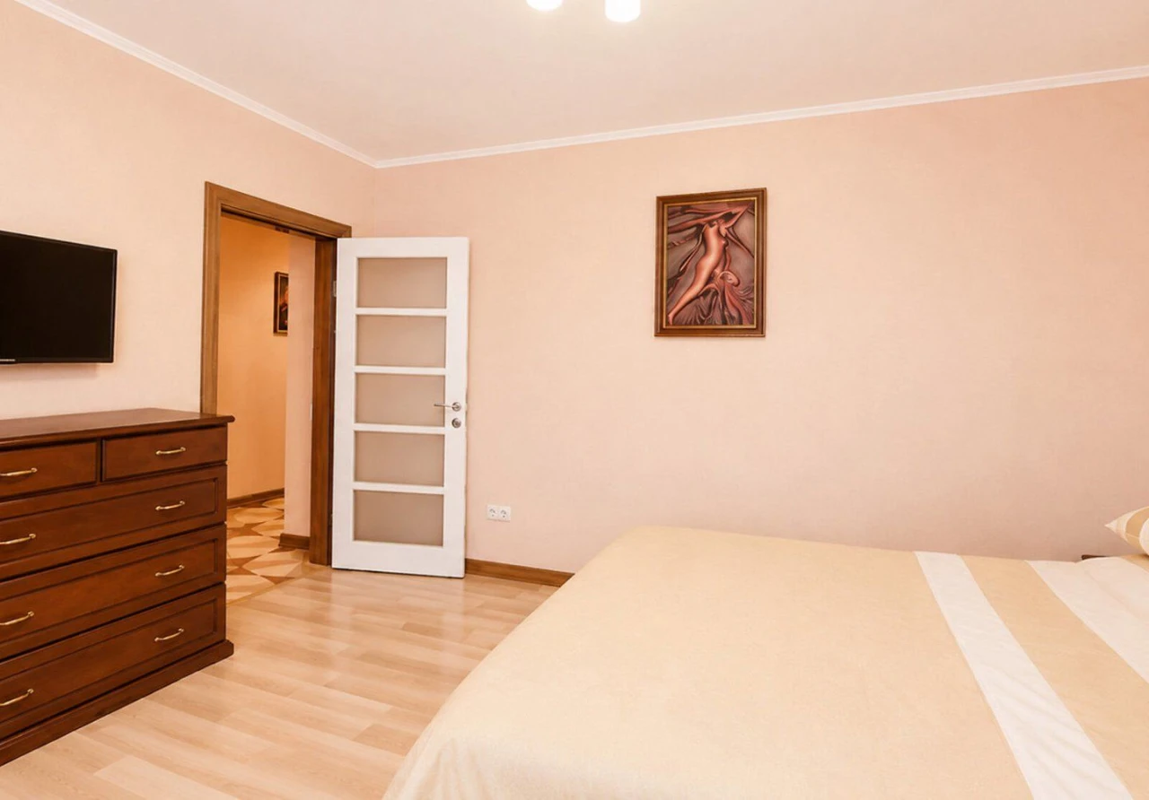 2-room apartment 84 m² renovated | Akademmisto | Palladyna |