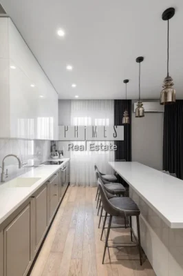 Sale / Apartment / Andriy Verkhovlad, Pechersk, Kyiv