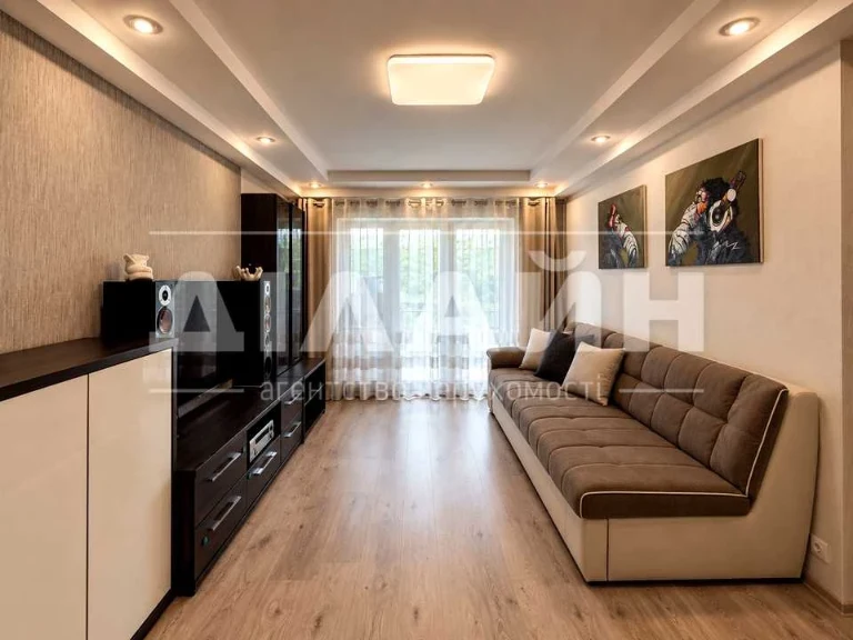 Apartment. Yuliivsky Avenue, Zaporizhzhia