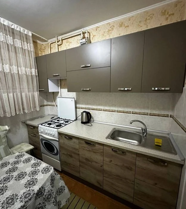 Продаю 2 кім квартиру