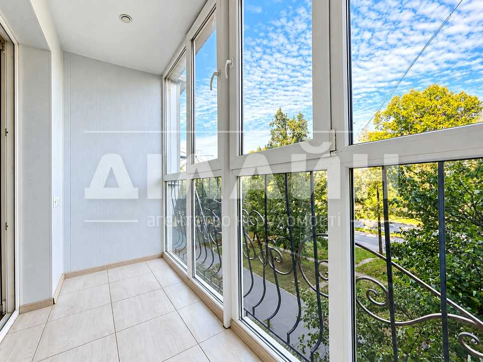 Apartment. Yuliivsky Avenue, Zaporizhzhia