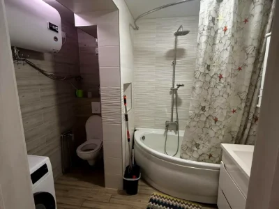 Selling 3-room apartment 66.7 sq.m, 1st floor