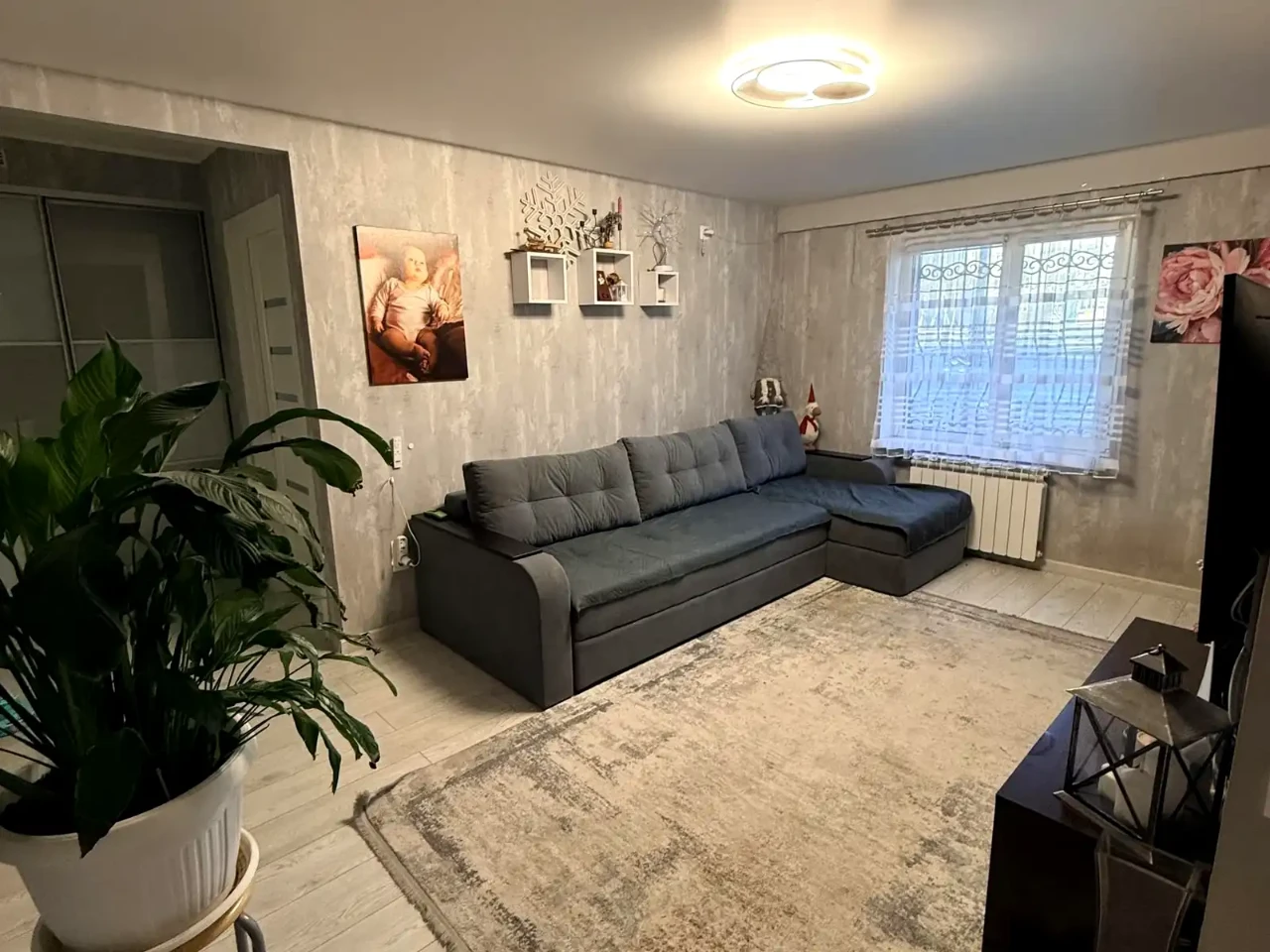 Selling 3-room apartment 66.7 sq.m, 1st floor