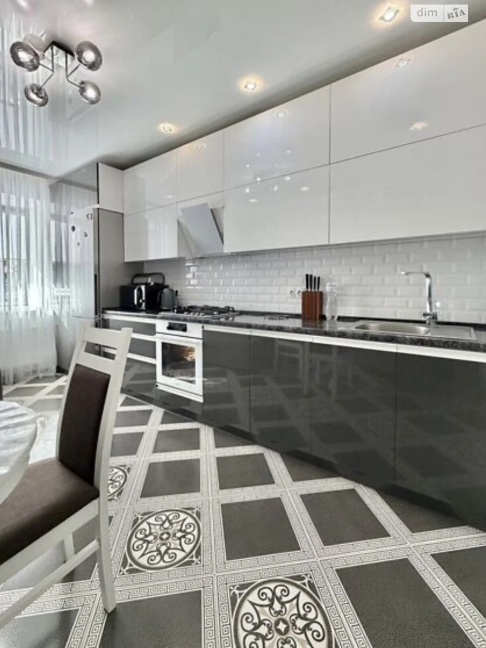 Apartment for Sale – Near Property
