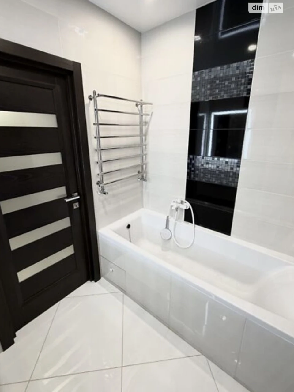 Apartment for Sale – Near Property