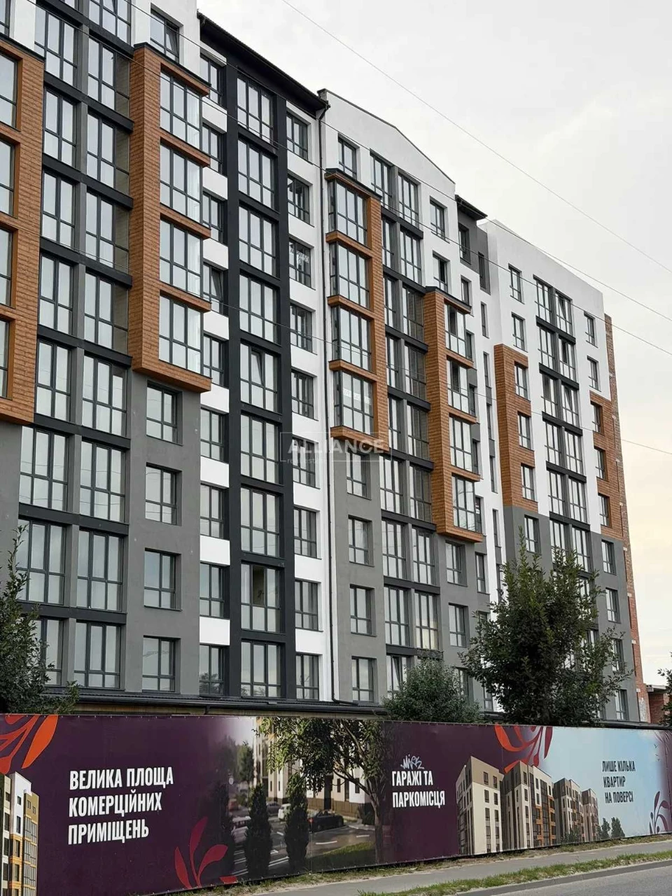 1-кімнатна квартира. Поруч озеро. Готовий будинок.