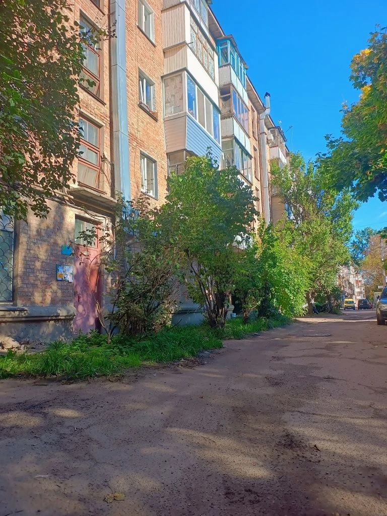 Sale of a 2-bedroom apartment on Smilyanska Street