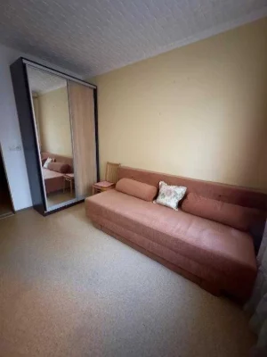 For Sale: 1-bedroom apartment near the metro on Oleksievka