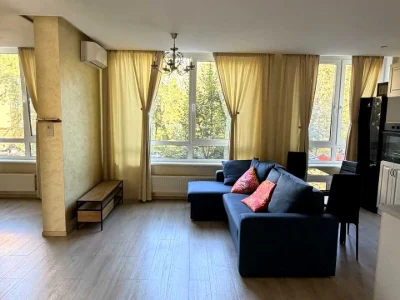 Apartment. Salutna St, Kyiv
