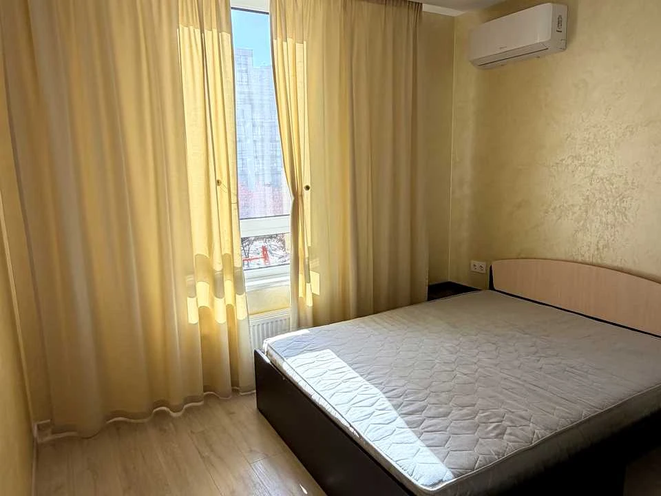 Apartment. Salutna St, Kyiv