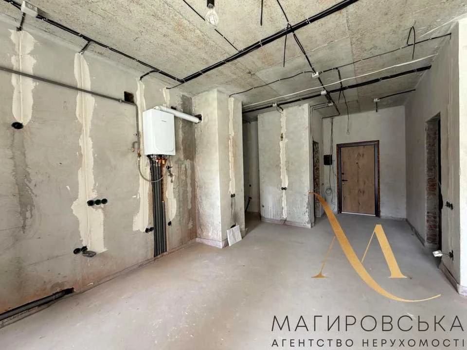 Apartment. Lviv, Hnatia Hotkevych st.