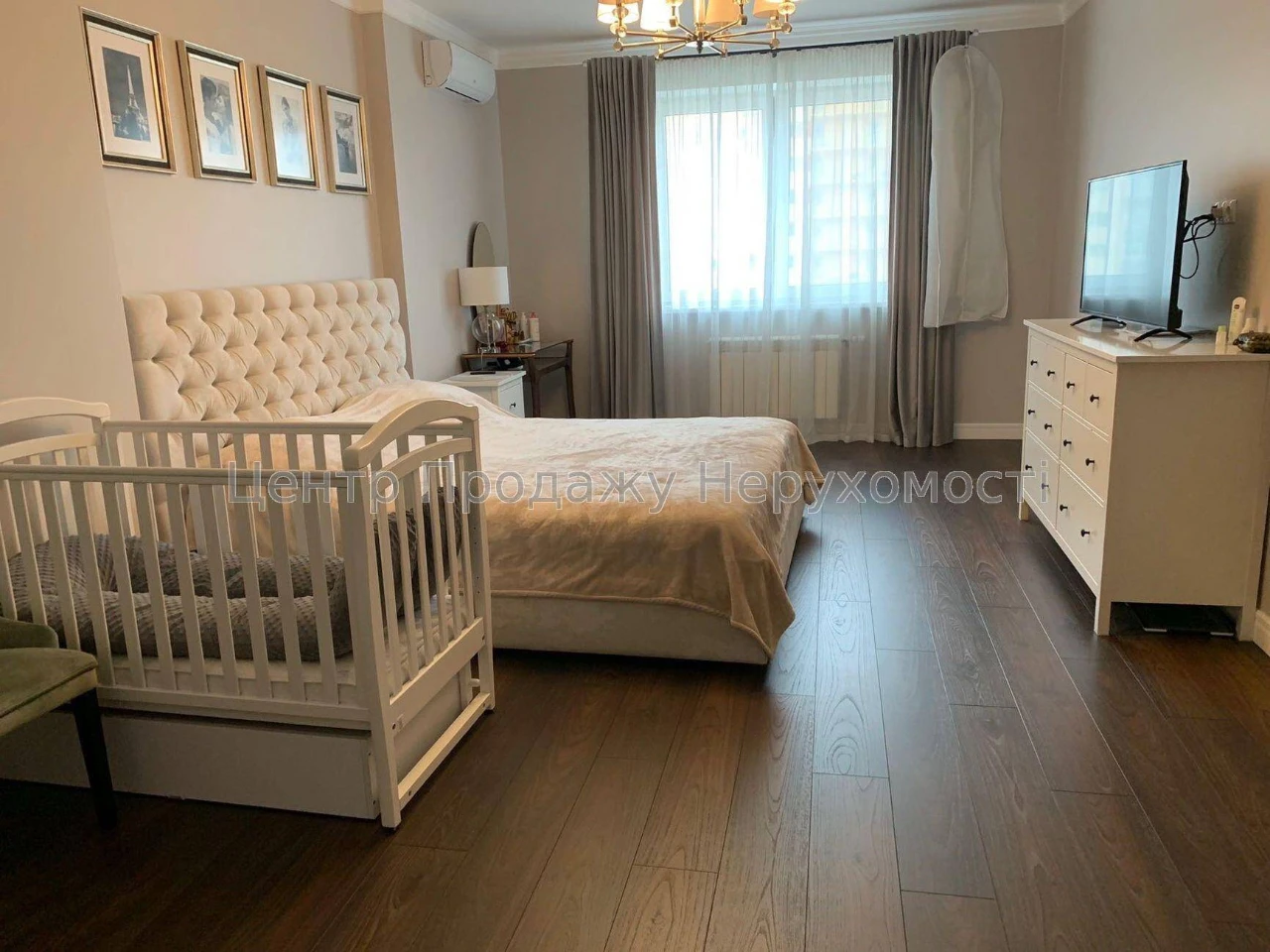 Spacious Apartment in the "Ministerial" Residential Complex, Kyiv