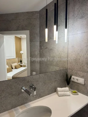 Sale of a 3-bedroom apartment in the ЖК Парковий Місто, Kyiv